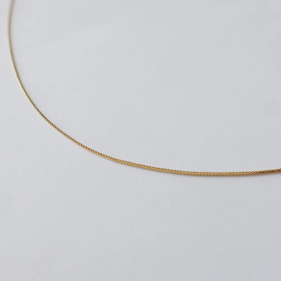 Box Chain Necklace - Picture 4 of 5
